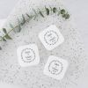 vierkant gepersonaliseerd zeepje bruiloft bedankje met krans en namen