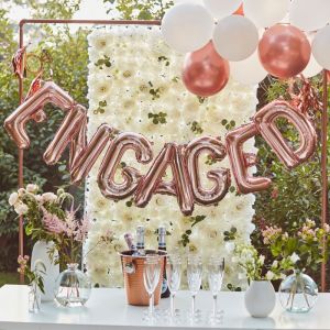 Ballonnenslinger Engaged met tassels roségoud Ginger Ray